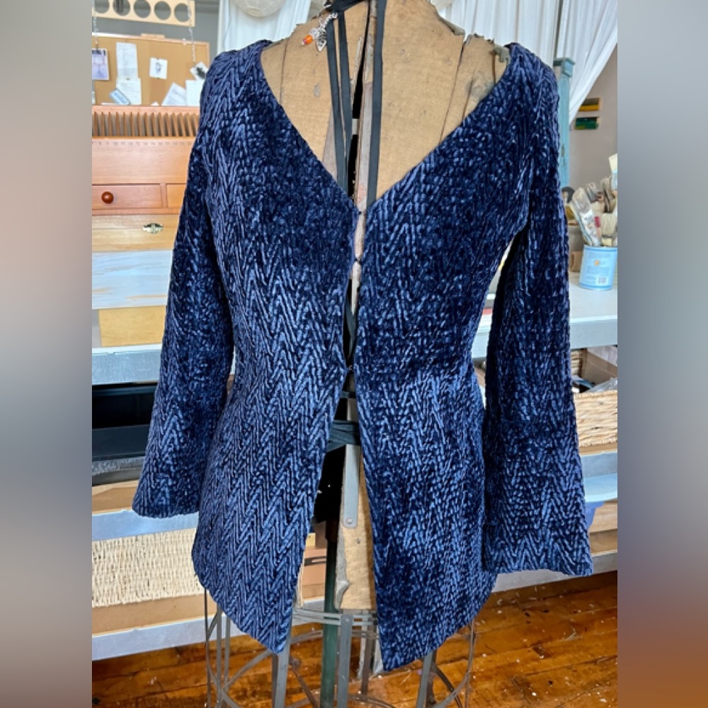 Vintage textured velvet long blazer